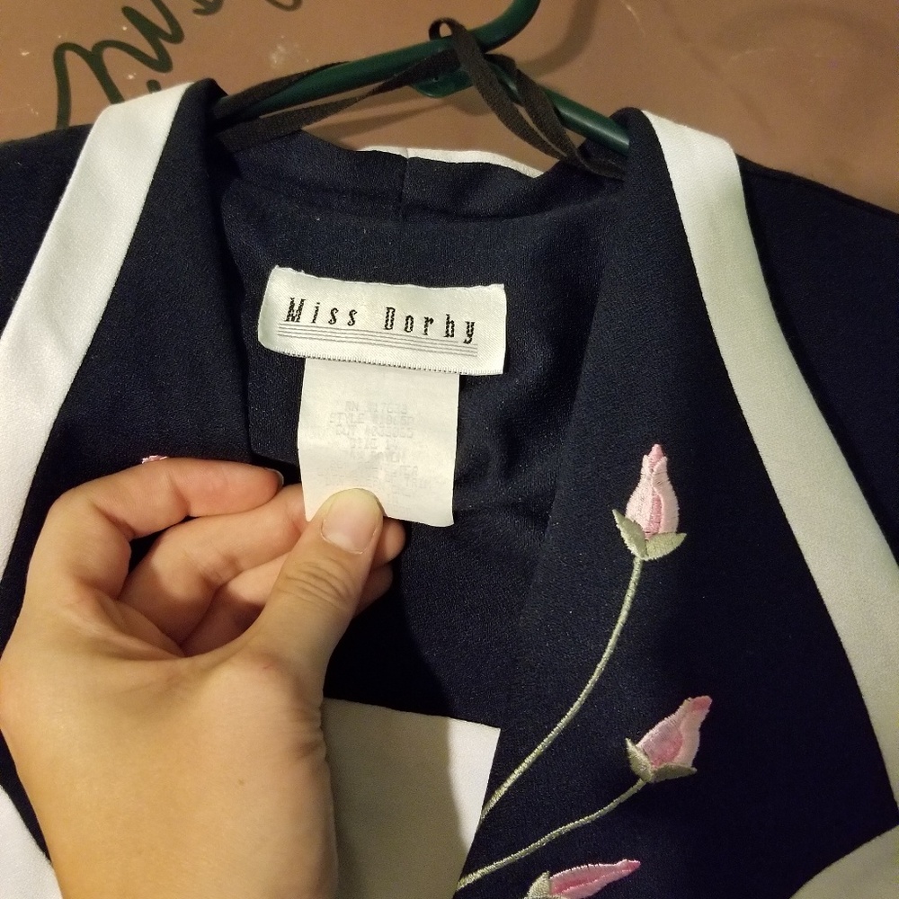 Beautiful button down dress (vintage)